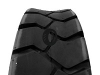 Foto pneumatico: STARMAXX, SMF20 5/ R8 111A5 Estive