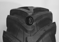 Foto pneumatico: TRELLEBORG, TH400 460/70 R24 159A8 Quattro-stagioni